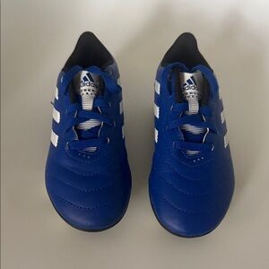Adidas Kids soccer Sneakers with cleats sz 12K